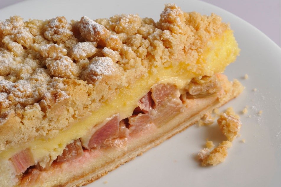 Rhabarberstreuselkuchen